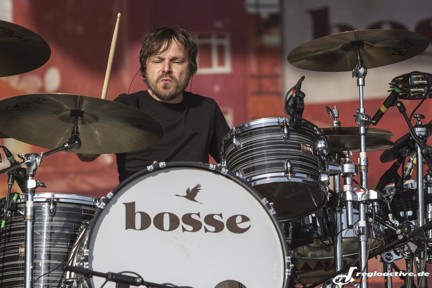 Bosse (live beim Deichbrand Festival 2015)