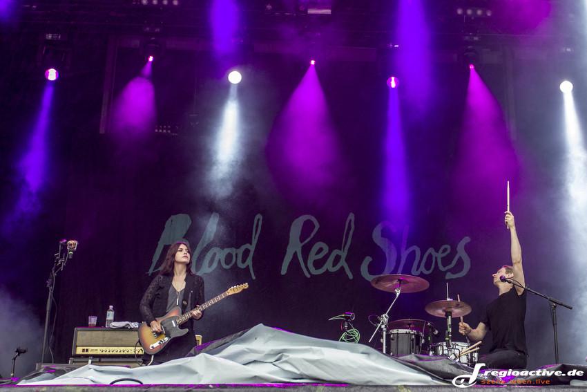 Blood Red Shoes (live beim Deichbrand Festival 2015)