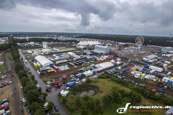 Über den Wolken - Fotos: Impressionen vom Sonntag auf dem Deichbrand Festival 2015 in Cuxhaven 
