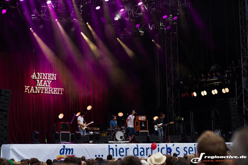 AnnenMayKantereit live auf dem Fest in Karlsruhe